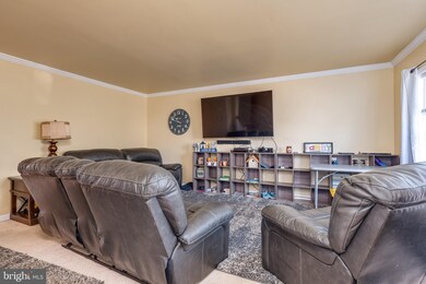 7 E Calabash Ct, Martinsburg, WV 25405 - photo 6