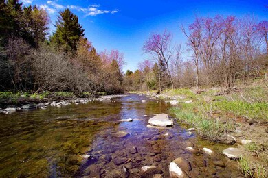 104 Ferguson Rd, Fairfax, VT 05454 - photo 5