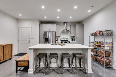 5714 Mccommas Blvd unit 102, Dallas, TX 75206 - photo 4