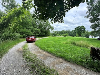 0 Holly Aly unit 1724982, Brownsville, PA 15475 - photo 5