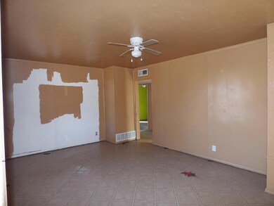8425 White Rd, El Paso, TX 79907 - photo 6