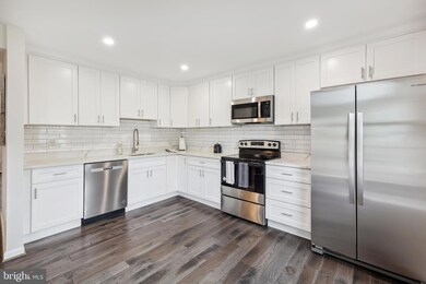 12431 Sky Blue Dr, Germantown, MD 20874 - photo 7