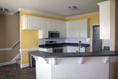 574 Milton Dr, Winterville, NC 28590 - photo 2