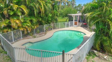 Pool slightly aerail