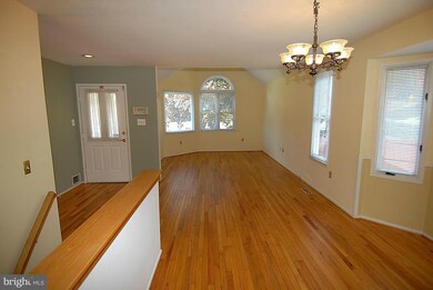 10043 Pratt Place, Silver Spring, MD 20910 - photo 6