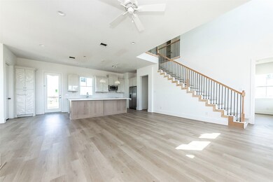 Living/Kitchen Combo