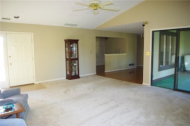 1836 Crystal Bay Dr E, Plainfield, IN 46168 - photo 6