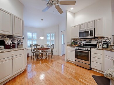 7175 SE 173rd Arlington Loop, The Villages, FL 32162 - photo 6