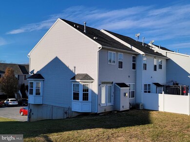 10343 Bridle Ct, Hagerstown, MD 21740 - photo 2