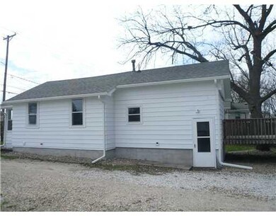 Land/Lot. side of home