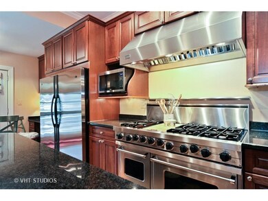 4817 N Hamilton Ave, Chicago, IL 60625 - photo 4