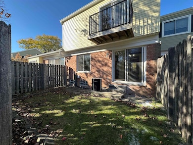 37354 Charter Oaks Blvd unit 84, Clinton Township, MI 48036 - photo 2