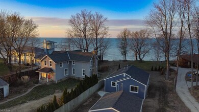 4951 E Lake Rd, Sheffield Lake, OH 44054 - photo 2