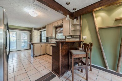 3967 Fairington Dr, Marietta, GA 30066 - photo 3