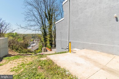 4472 Fleming St, Philadelphia, PA 19128 - photo 2