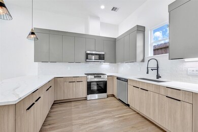 2581 Paul Quinn St, Houston, TX 77091 - photo 3