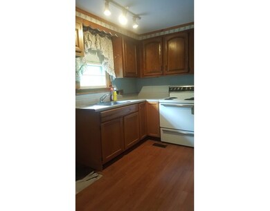 9 Brook Rd, Charlton, MA 01507 - photo 3