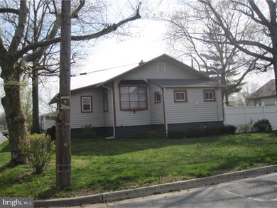 238 D St, Penns Grove, NJ 08069 - photo 4