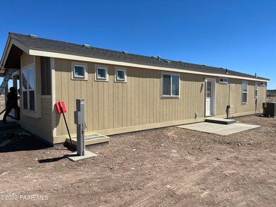 21625 N Roberts Rd, Paulden, AZ 86334 - photo 2