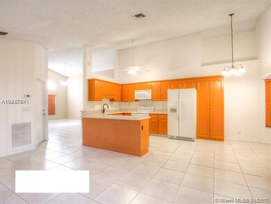 22669 Pickerel Cir, Boca Raton, FL 33428 - photo 3