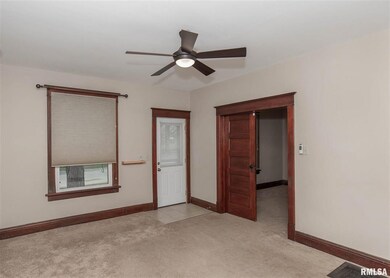 1106 Minnie Ave, Davenport, IA 52802 - photo 3