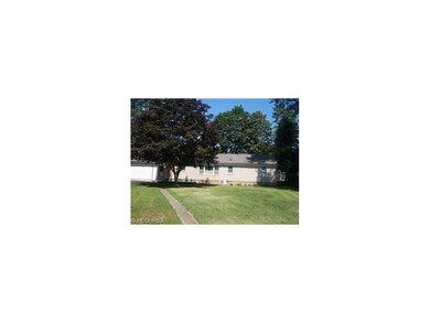 8759 Usher Rd, Olmsted Falls, OH 44138 - photo 2