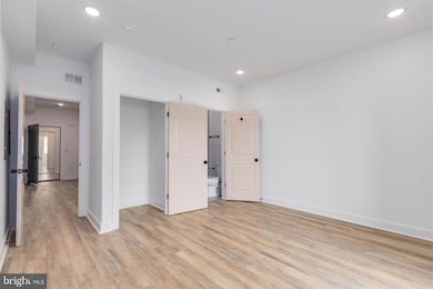 3842 Fairmount Ave unit 4, Philadelphia, PA 19104 - photo 6