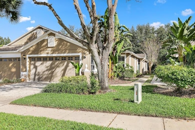 5926 Phoebenest Dr, Lithia, FL 33547 - photo 2