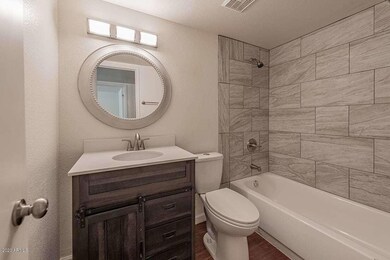 8803 N 12th Pl-12