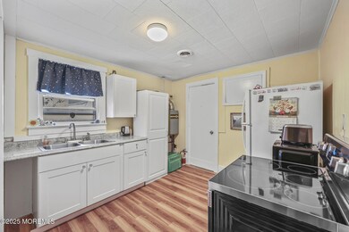 116 Sheridan Ave unit 4, Seaside Heights, NJ 08751 - photo 7