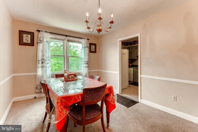 951 Fairmount Ave, Towson, MD 21204 - photo 4