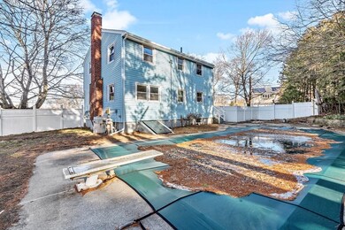 182 Trull Ln E, Lowell, MA 01852 - photo 5