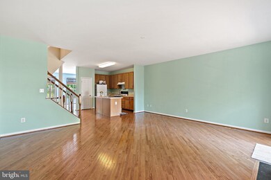 10194 Pale Rose Loop, Bristow, VA 20136 - photo 6