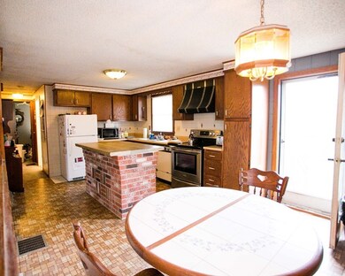 15 Ashland St, South Dartmouth, MA 02748 - photo 3