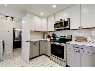 1765 Brewer Ave, Eugene, OR 97401 - photo 7