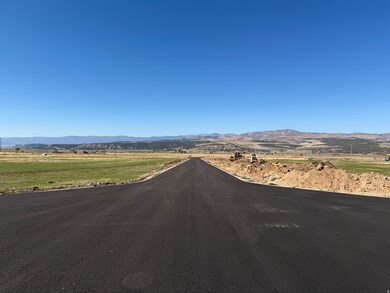 11575 E Birdsong unit 3, Fairview, UT 84629 - photo 2