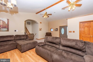 5882 Mineral Hill Rd, Sykesville, MD 21784 - photo 5