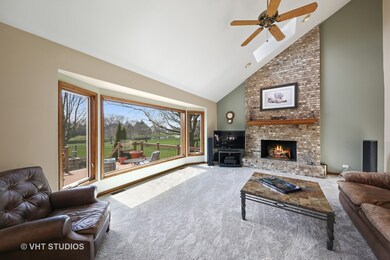 23741 Deer Chase Ln, Naperville, IL 60564 - photo 7