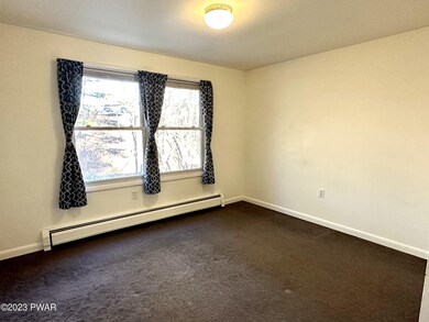 125 Sawkill Ave unit H, Milford, PA 18337 - photo 7