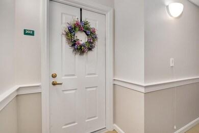 4-web-or-mls-912-main-st