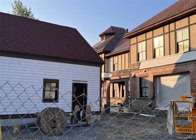 122 Regent St unit 1, Saratoga Springs, NY 12866 - photo 6