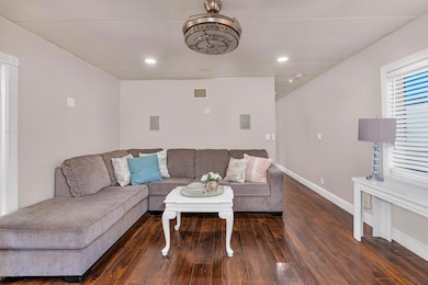 436 N Mercey Springs Rd unit 16, Los Banos, CA 93635 - photo 3