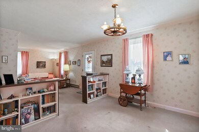 908 Fairview Rd, Hagerstown, MD 21742 - photo 7