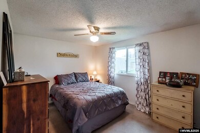 38797 N Ash St, Scio, OR 97374 - photo 6