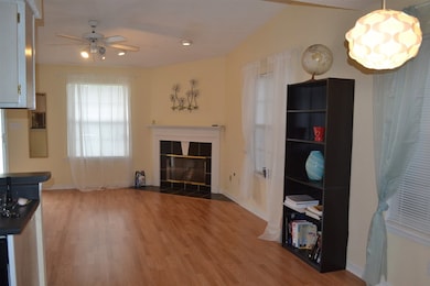 2477 Nugget Ln unit C, Tallahassee, FL 32303 - photo 3