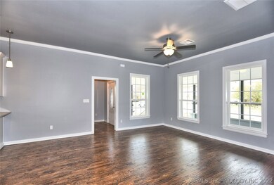 723 N Grand Ave, Okmulgee, OK 74447 - photo 4