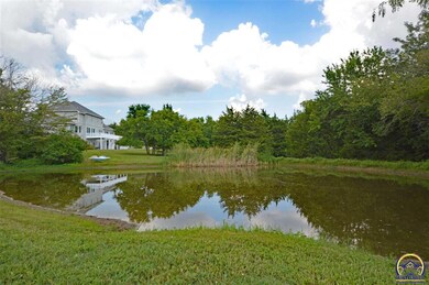 7930 SW Huntoon St, Topeka, KS 66615 - photo 6