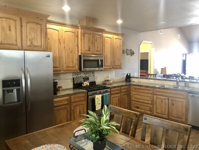 446215 E Lake View Dr, Paradise Hill, OK 74435 - photo 7