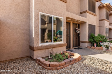 3044 E Beck Ln Apt 8, Phoenix, AZ 85032-