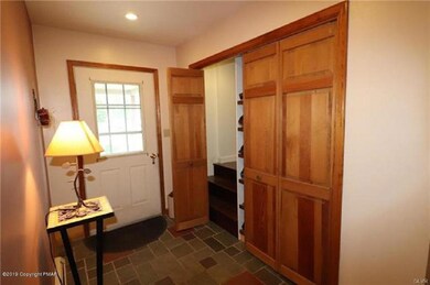 4750 Kovalchik Dr, Coplay, PA 18037 - photo 5